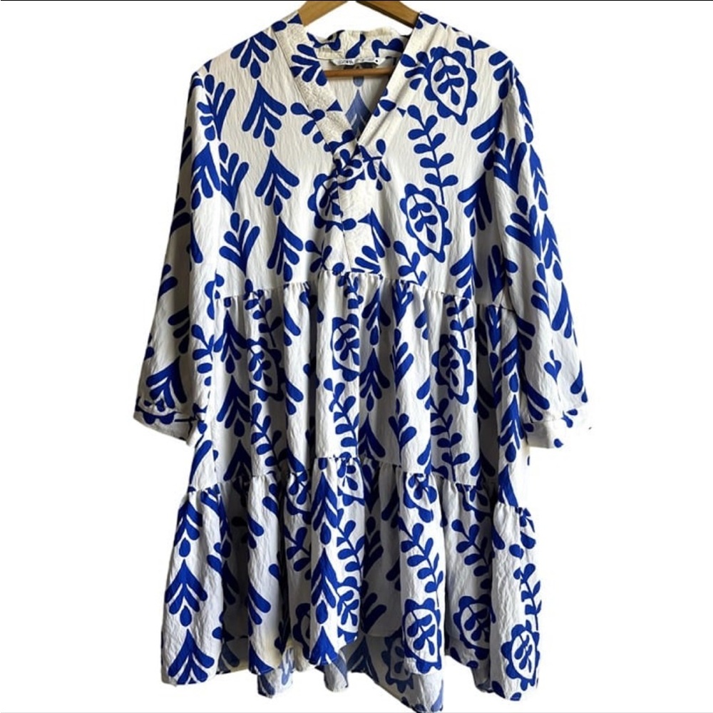 Zara Dress Size Large Like New Blue Scandanavian Print